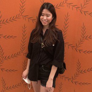 Meet your Posher, Angela